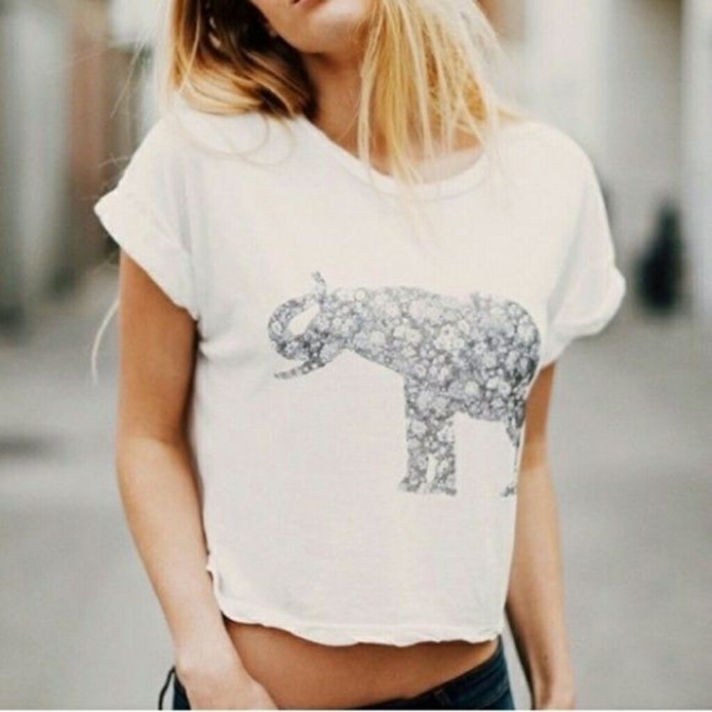 Brandy Melville Elephant T-shirt